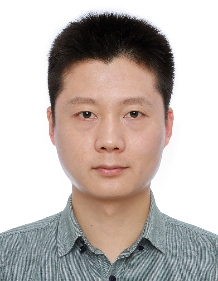 李亮